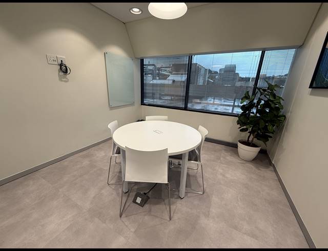 23M² OFFICE TO LET IN KILLARNEY